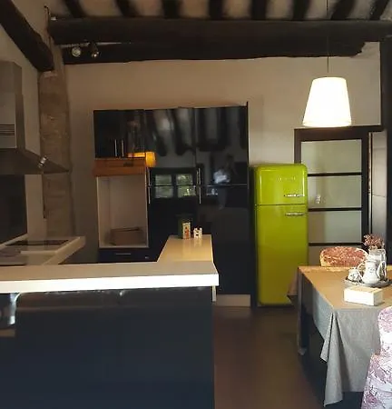 Carmen De Arnas בית הארחה 4*